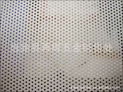 沖孔網(wǎng)產(chǎn)品介紹 張板重型沖孔網(wǎng)及其優(yōu)勢(shì)